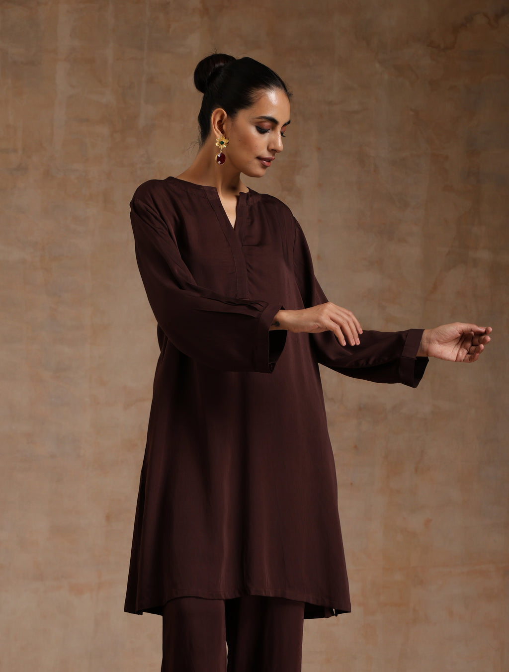 trueBrowns Cola Brown Modal Satin Relax Co-ord Set