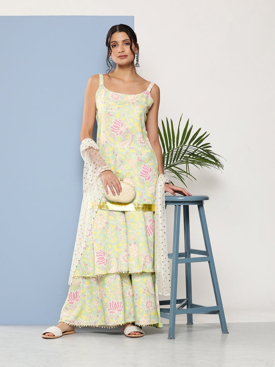 Ahalyaa Women Sea Green Floral Printed Gotta Patti Kurti with Sharara & With Dupatta
