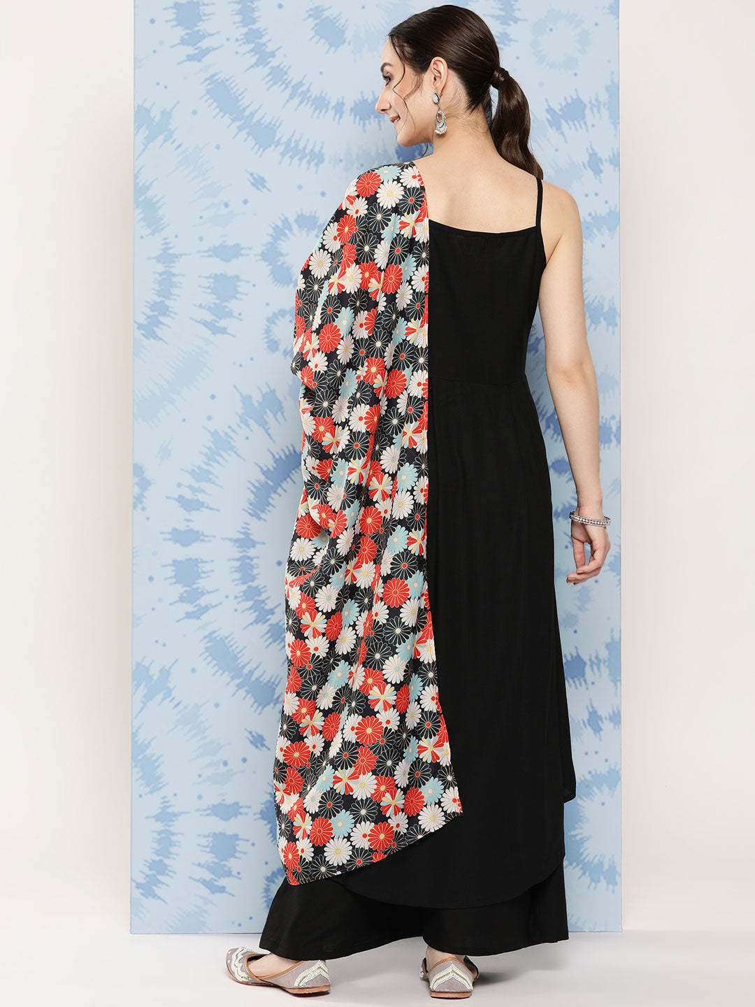 InWeave Women's Black Strappy Set With White Red Round Motif Dupatta