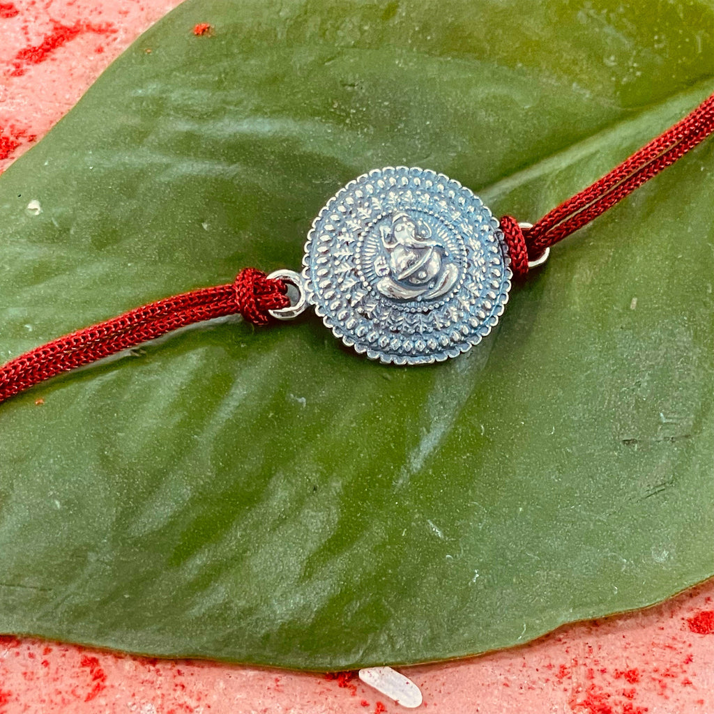 trueBrowns 925 Sterling Silver Embossed Ganesh Idol Thread Rakhi