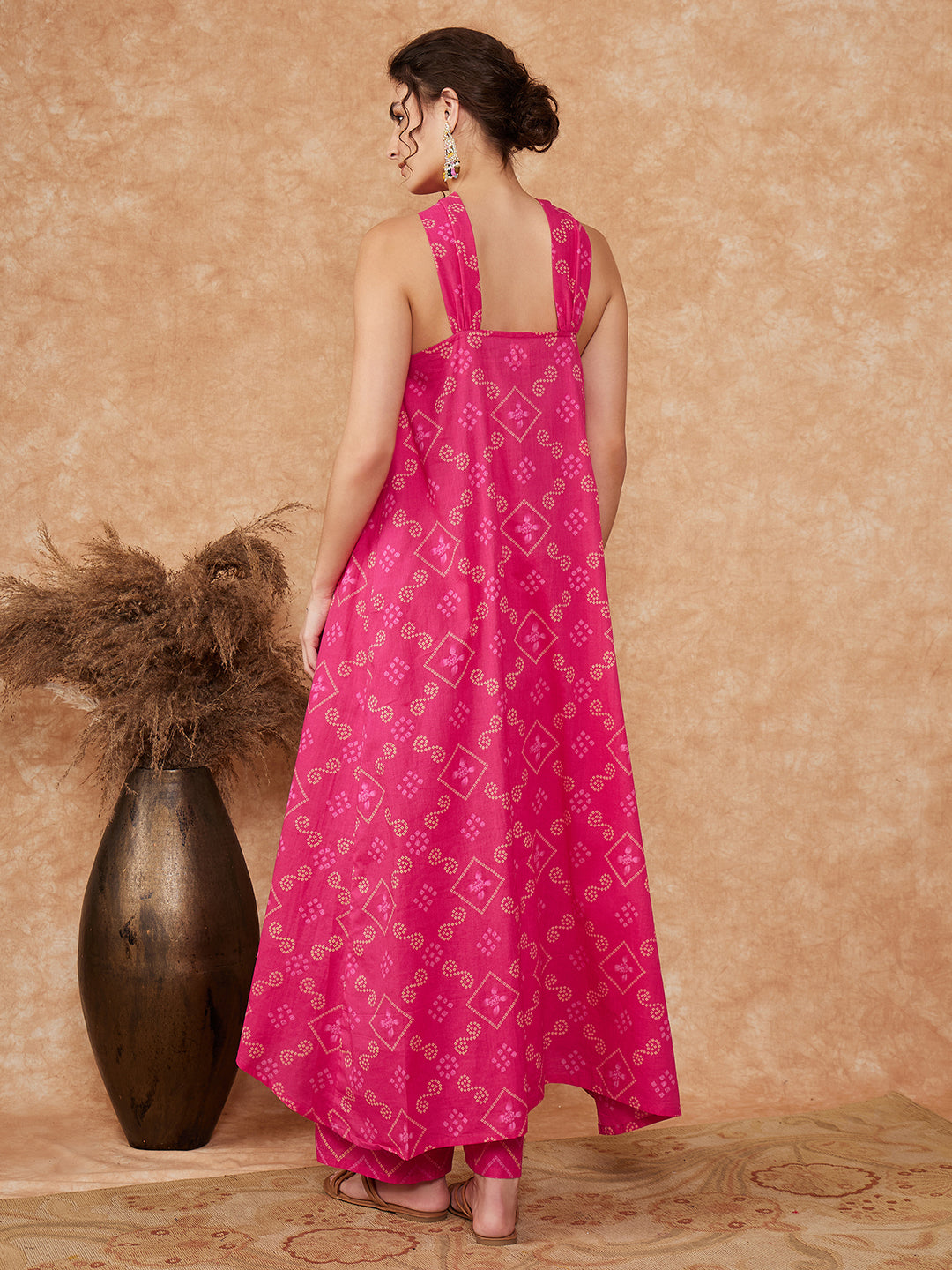 InWeave Women's Fuchsia S Print Twisted Neckline Kurta Pant Set