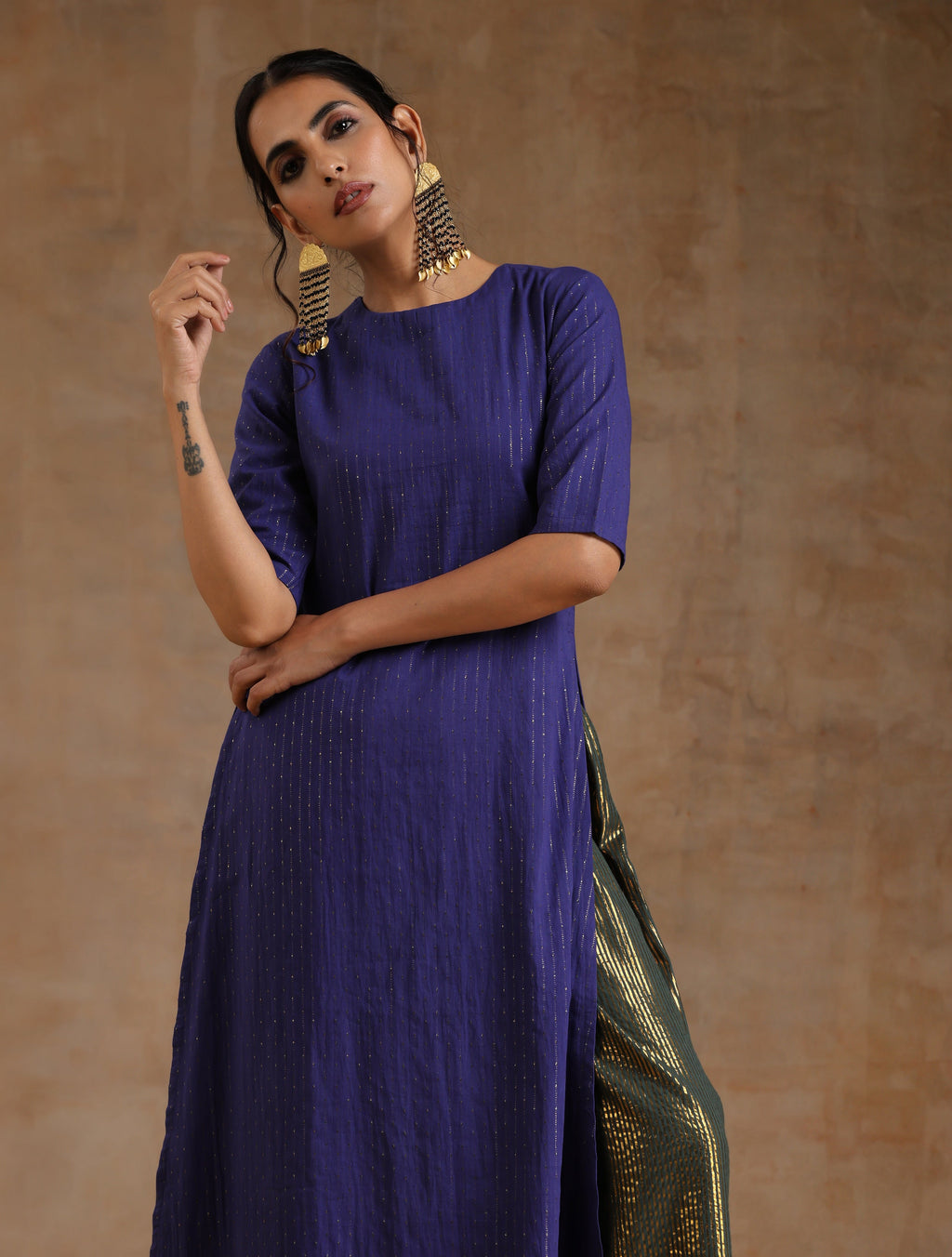 trueBrowns Spectrum Blue Gold Cotton High Slit Kurta Set