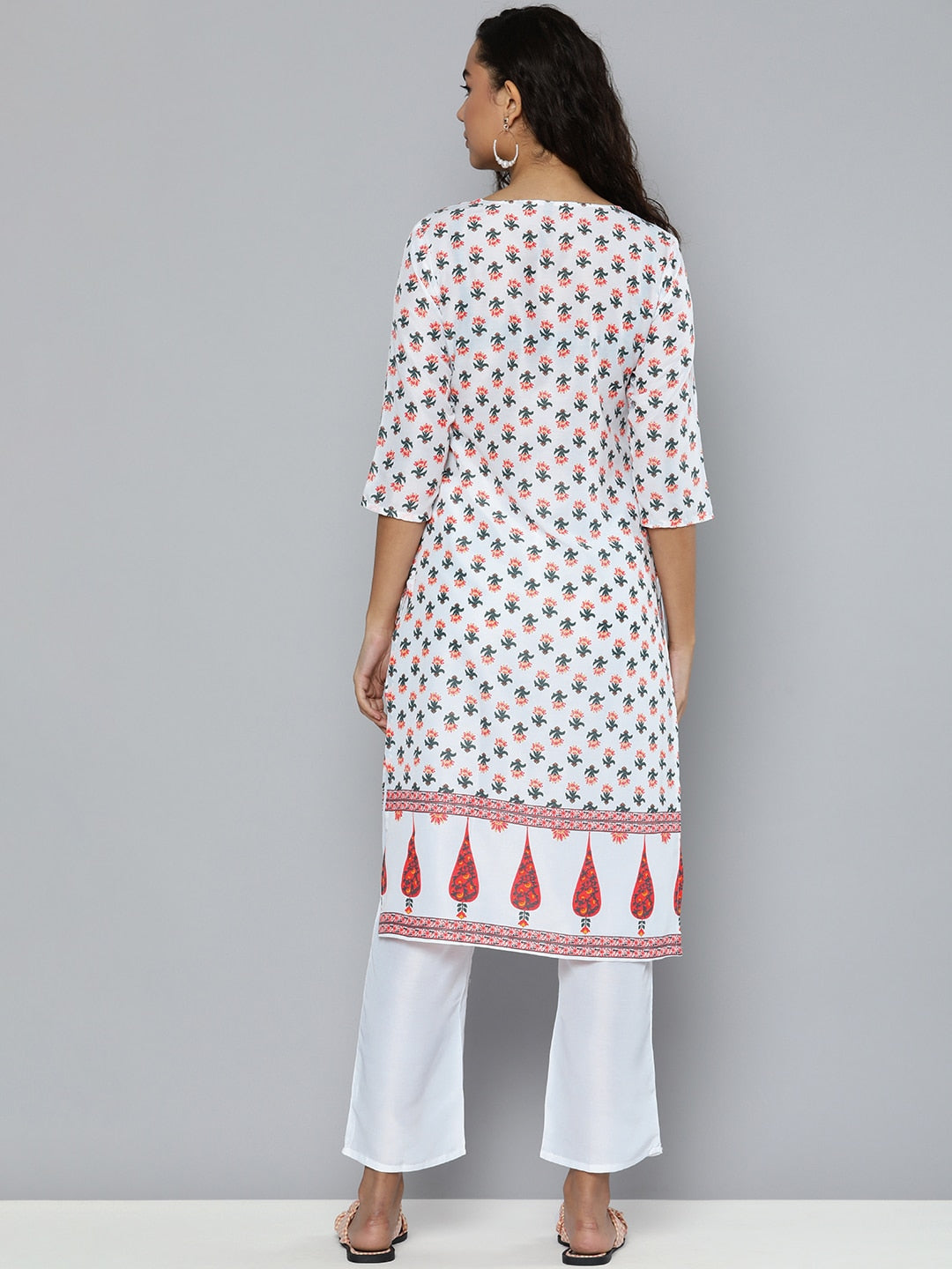 HERE&NOW Women White & Green Floral Printed Angrakha Kurta with Trousers