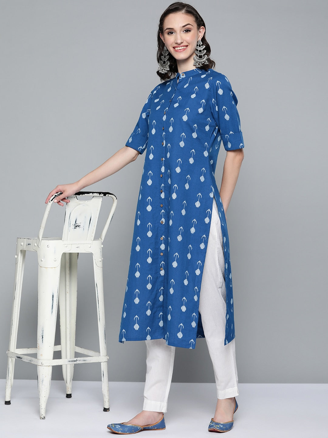 HERE&NOW Women Blue & White Ethnic Motifs Printed Kurta