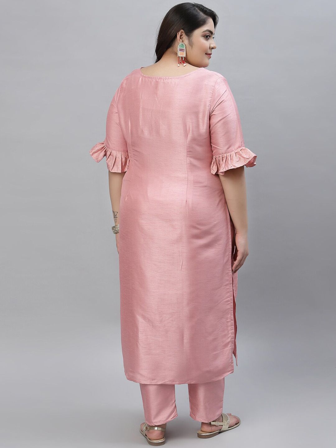 Sztori V Neck Regular Straight Kurta with Trousers