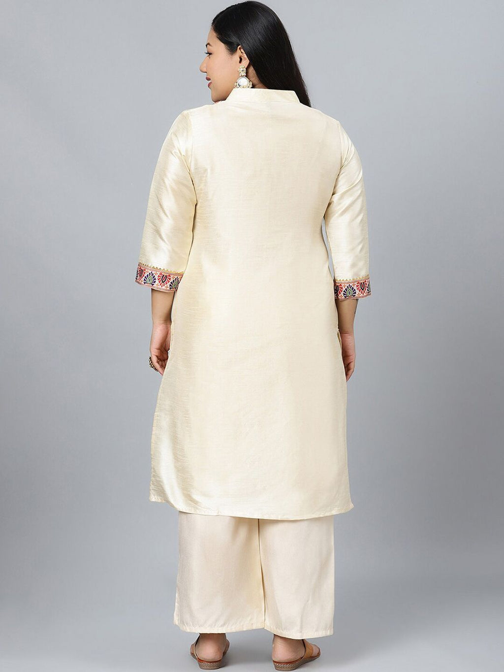 Sztori Plus Size Ethnic Motifs Printed Mandarin Collar Straight Kurta with Palazzos
