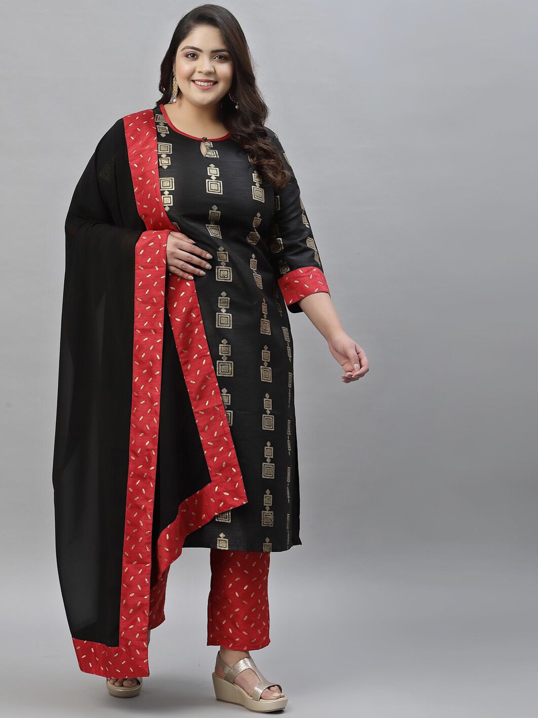 Sztori Plus Size Floral Printed Regular Kurta with Trousers & With Dupatta