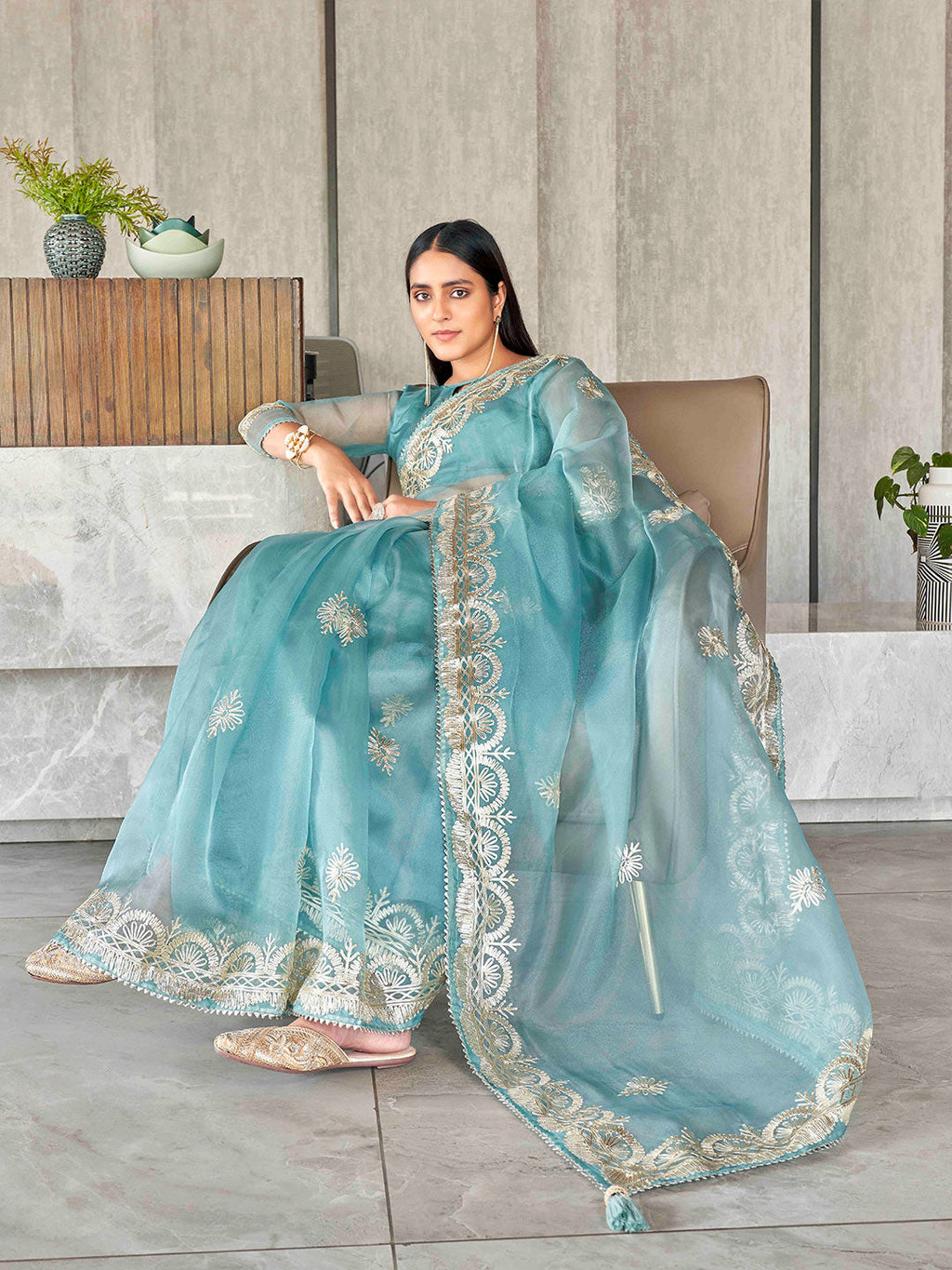 Tikhi Imli Floral Gotta Patti Organza Heavy Work Saree
