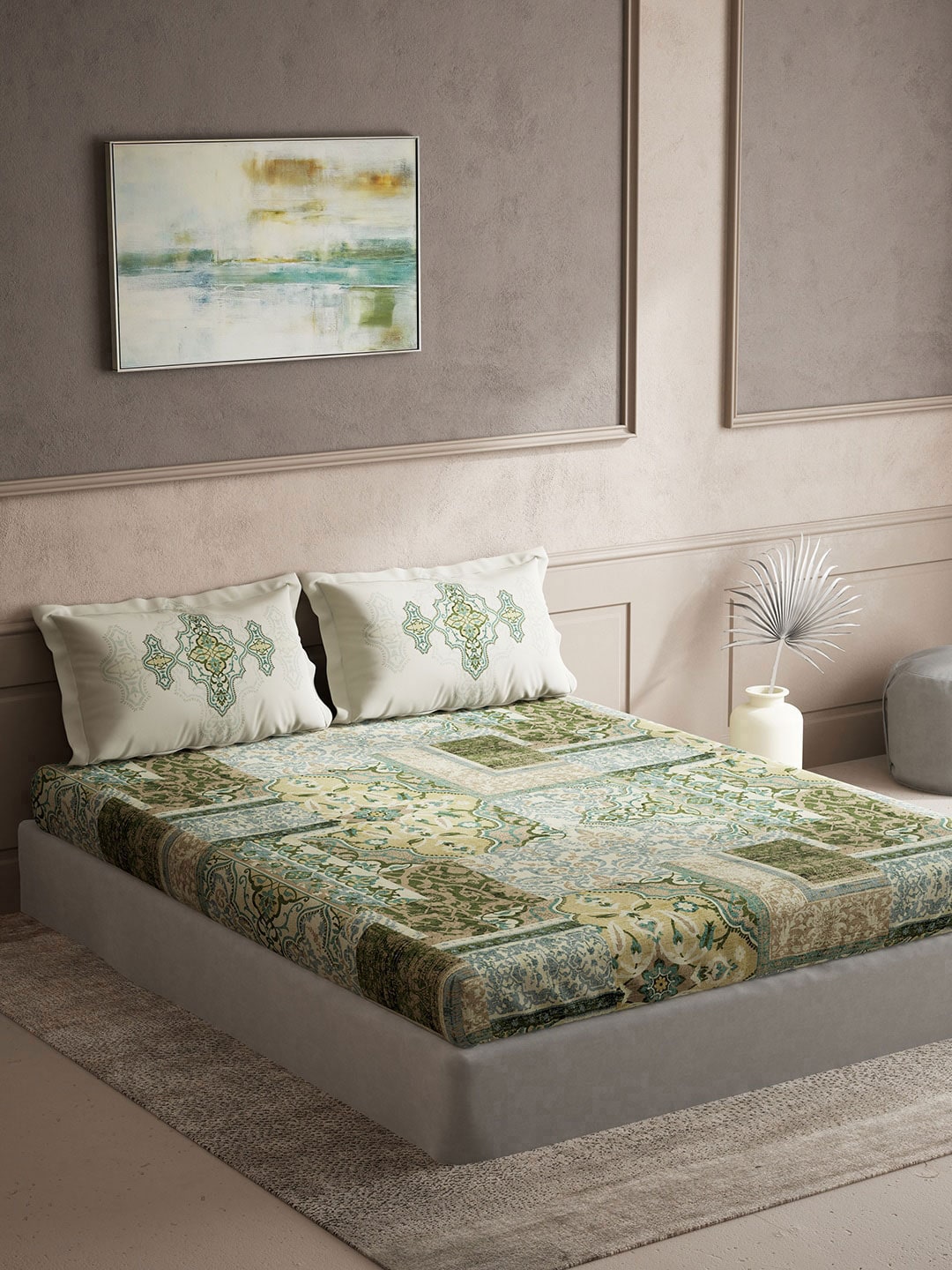 DDecor Green & White Ethnic Motifs Cotton 140 TC King Bedsheet with 2 Pillow Covers