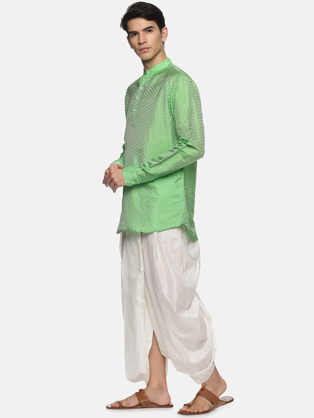 Sethukrishna Men Green Kurta with Dhoti Pants
