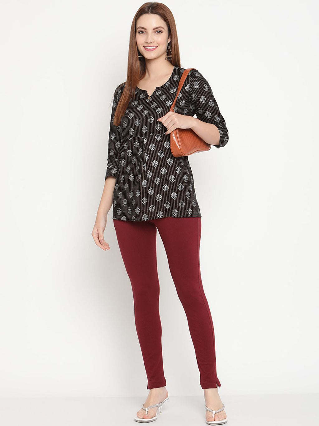 TAG 7 Set Of 2 Maroon & Navy Blue Solid Leggings