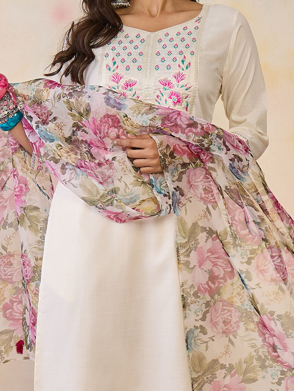 Indo Era Women Floral Yoke Design Regular Thread Work Pure Cotton Kurta with Trousers & With Dupatta