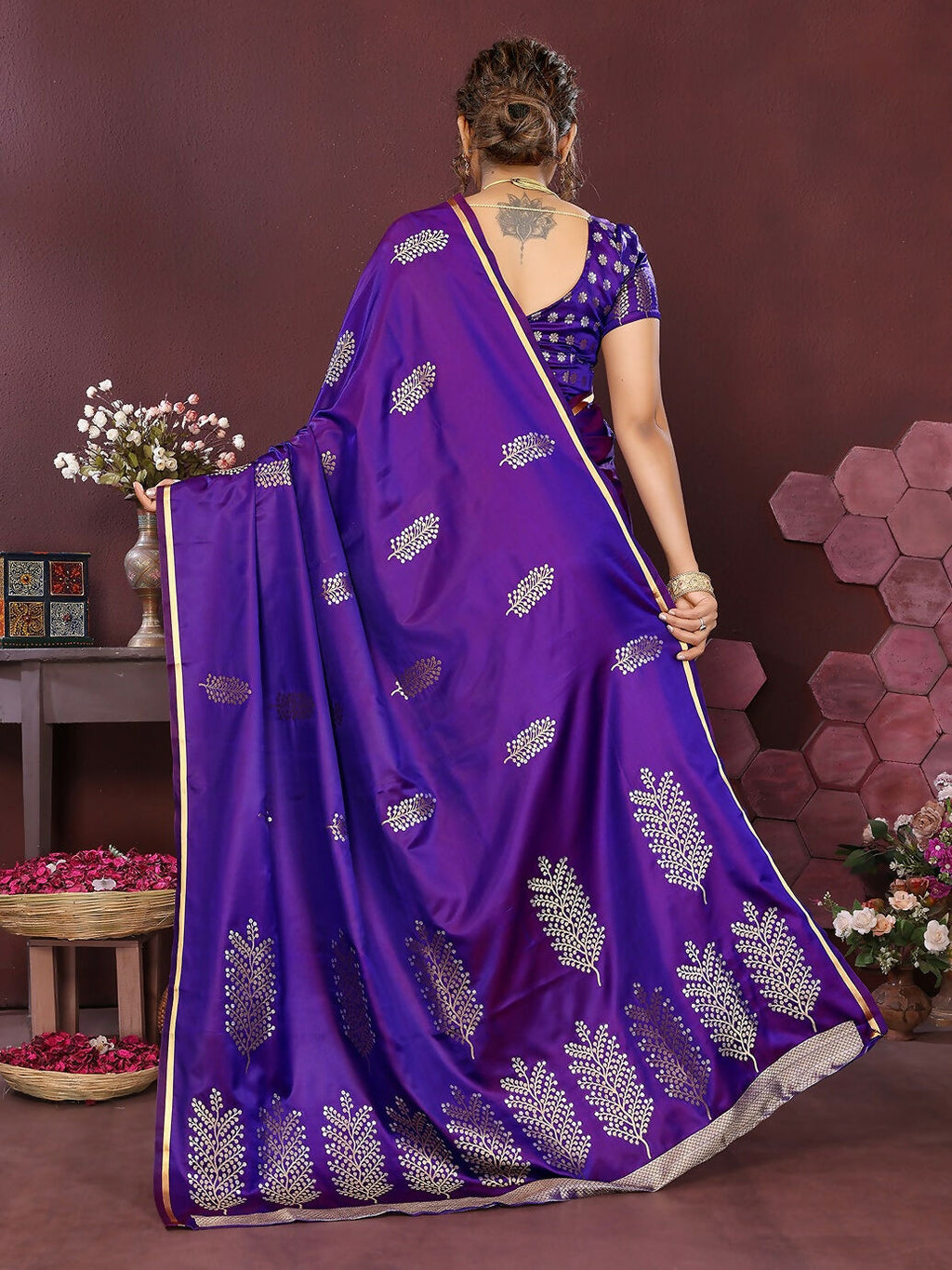Joban Fashion Purple Floral Motifs Banarasi Silk Sarees