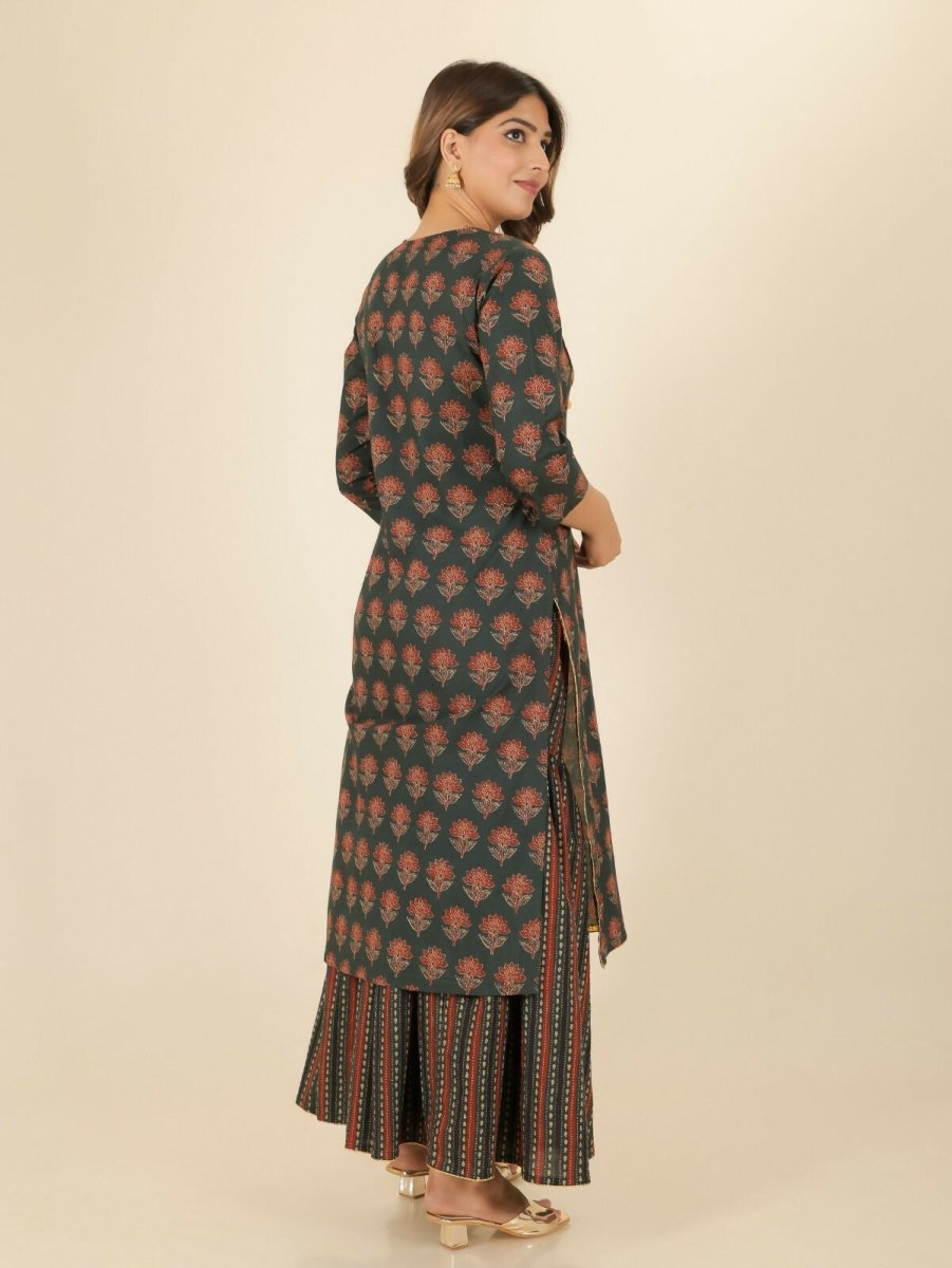 Aramya Straight Soft Cotton Ajrakh Print Women's Kurta - Green
