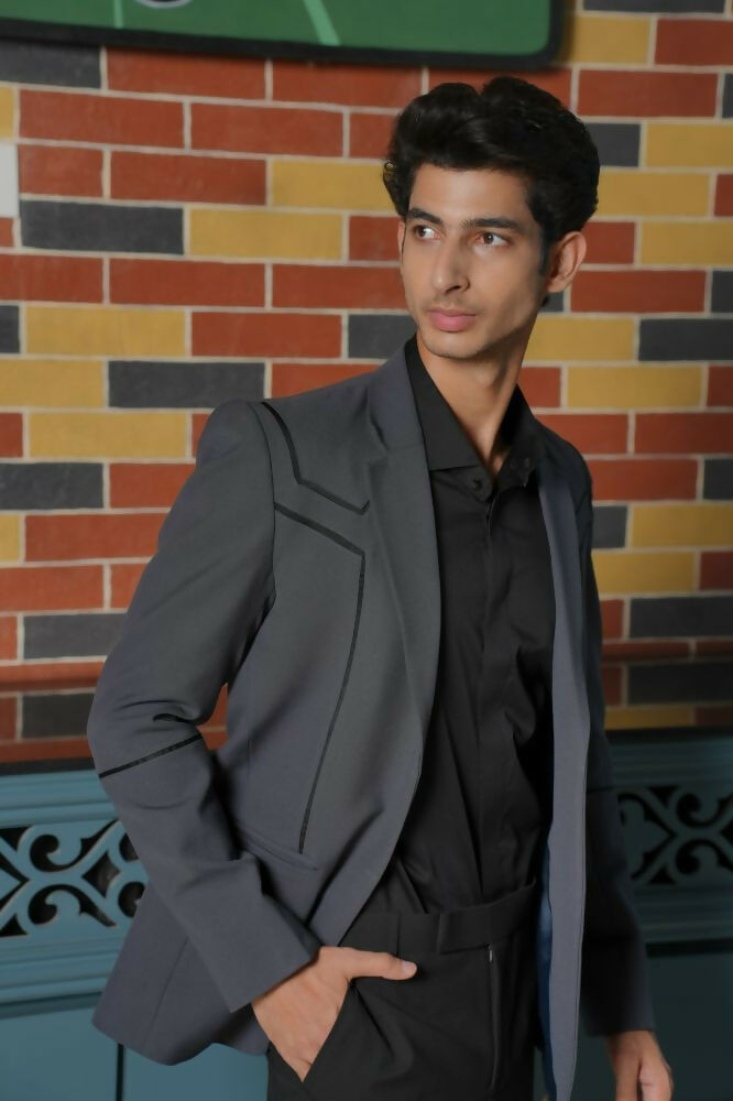 Skarve – Modern Grey & Black Smart Casual Set by Hilo Design