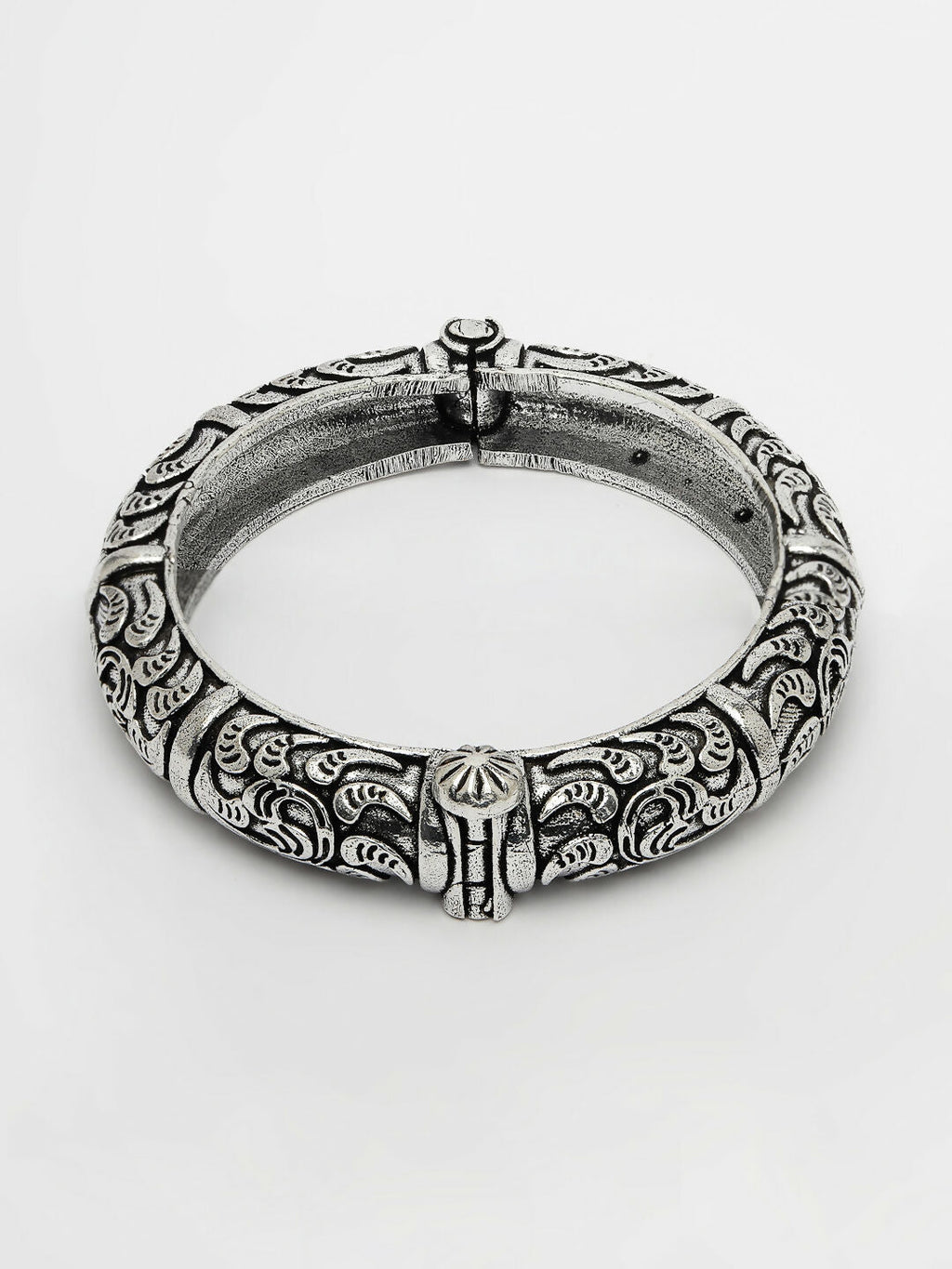 NVR Women's Silver-Toned German Silver Oxidised Kada Bangle