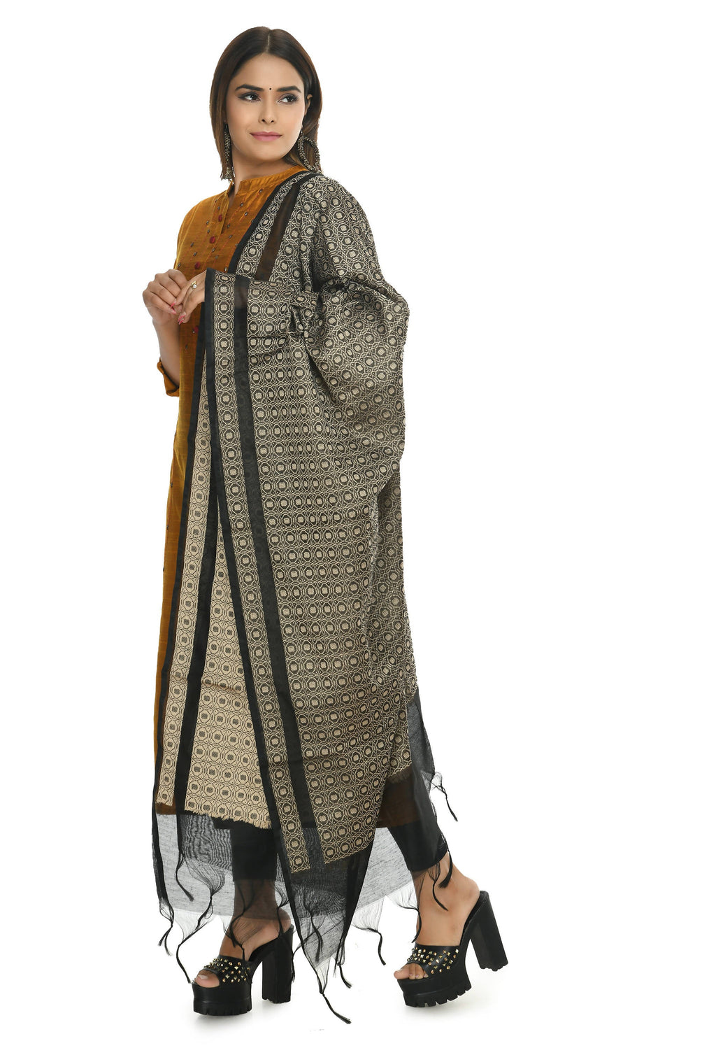 Mominos Fashion Moeza Beautiful Handloom Cotton Black Dupatta