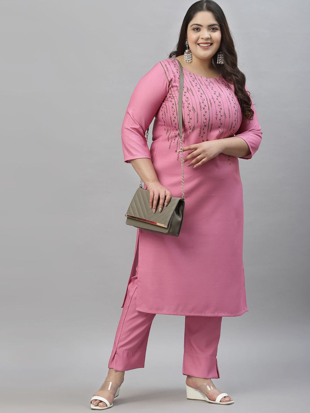 Sztori Plus Size Floral Printed Straight Kurta with Trousers