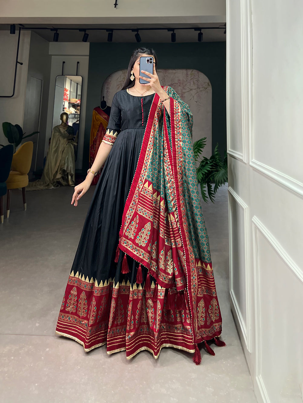 Lorenvalley Black Tussar Silk Print With Foil Print Gown with Dupatta