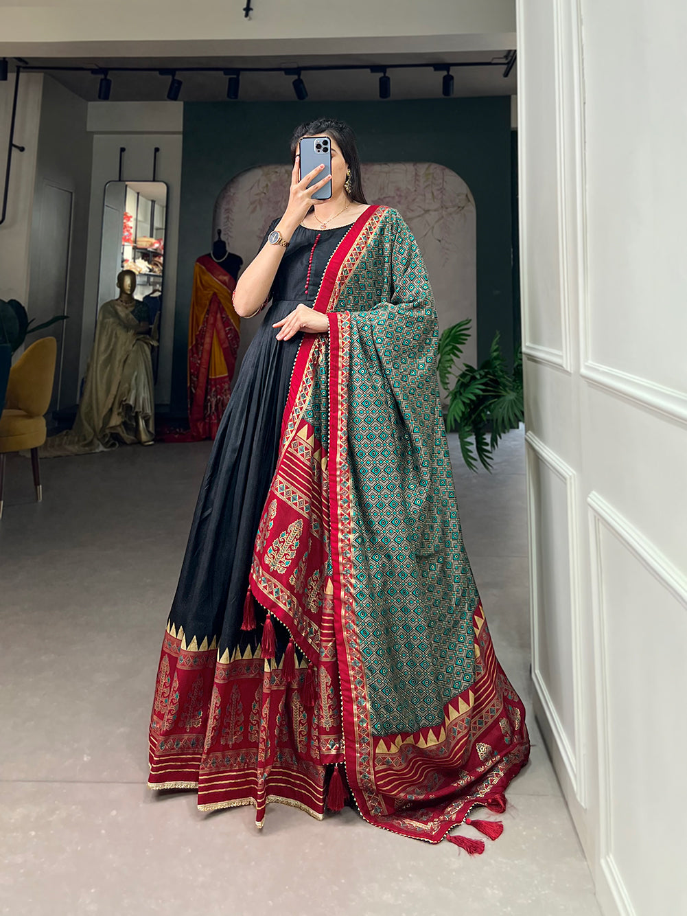 Lorenvalley Black Tussar Silk Print With Foil Print Gown with Dupatta