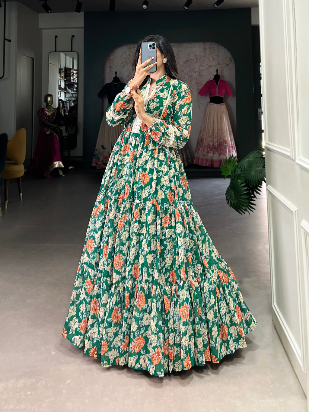 Lorenvalley Green Georgette Floral Print Gown