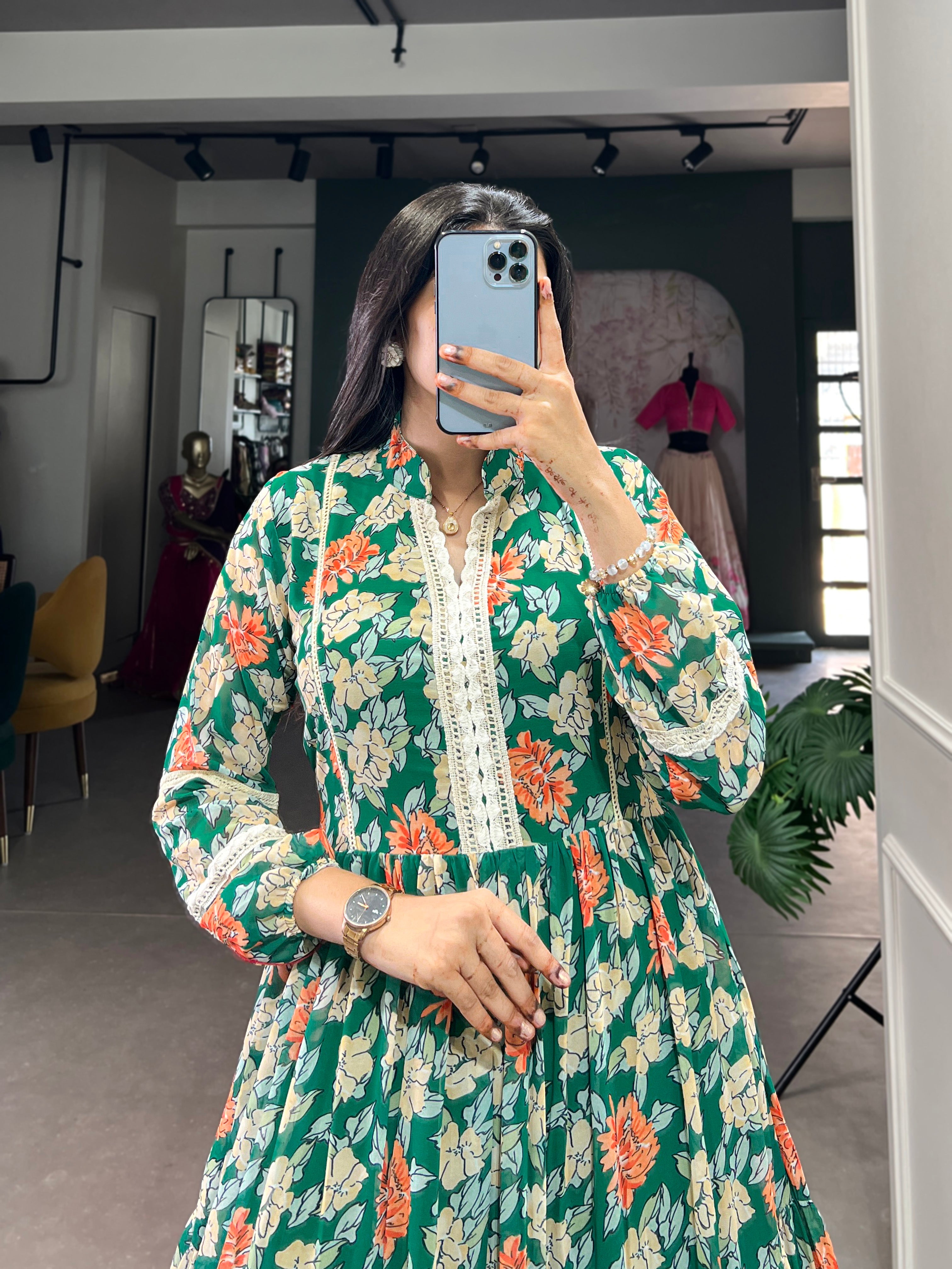 Lorenvalley Green Georgette Floral Print Gown