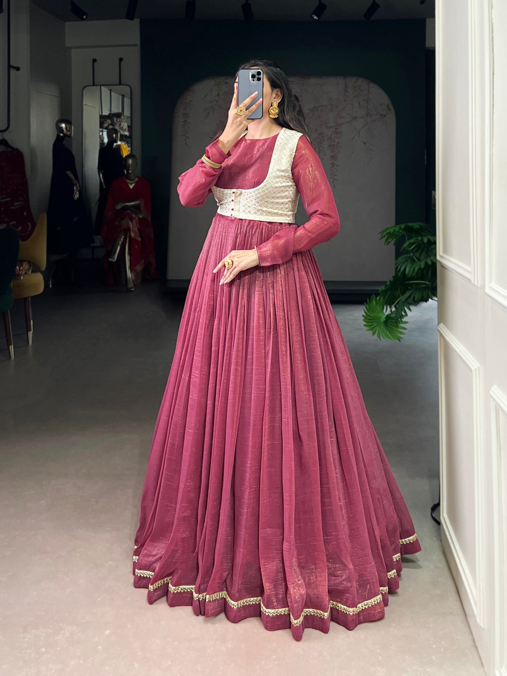 Lorenvalley Fashion Pink Silver Glosy Crunchy Lace Touch Up Gown with Koti