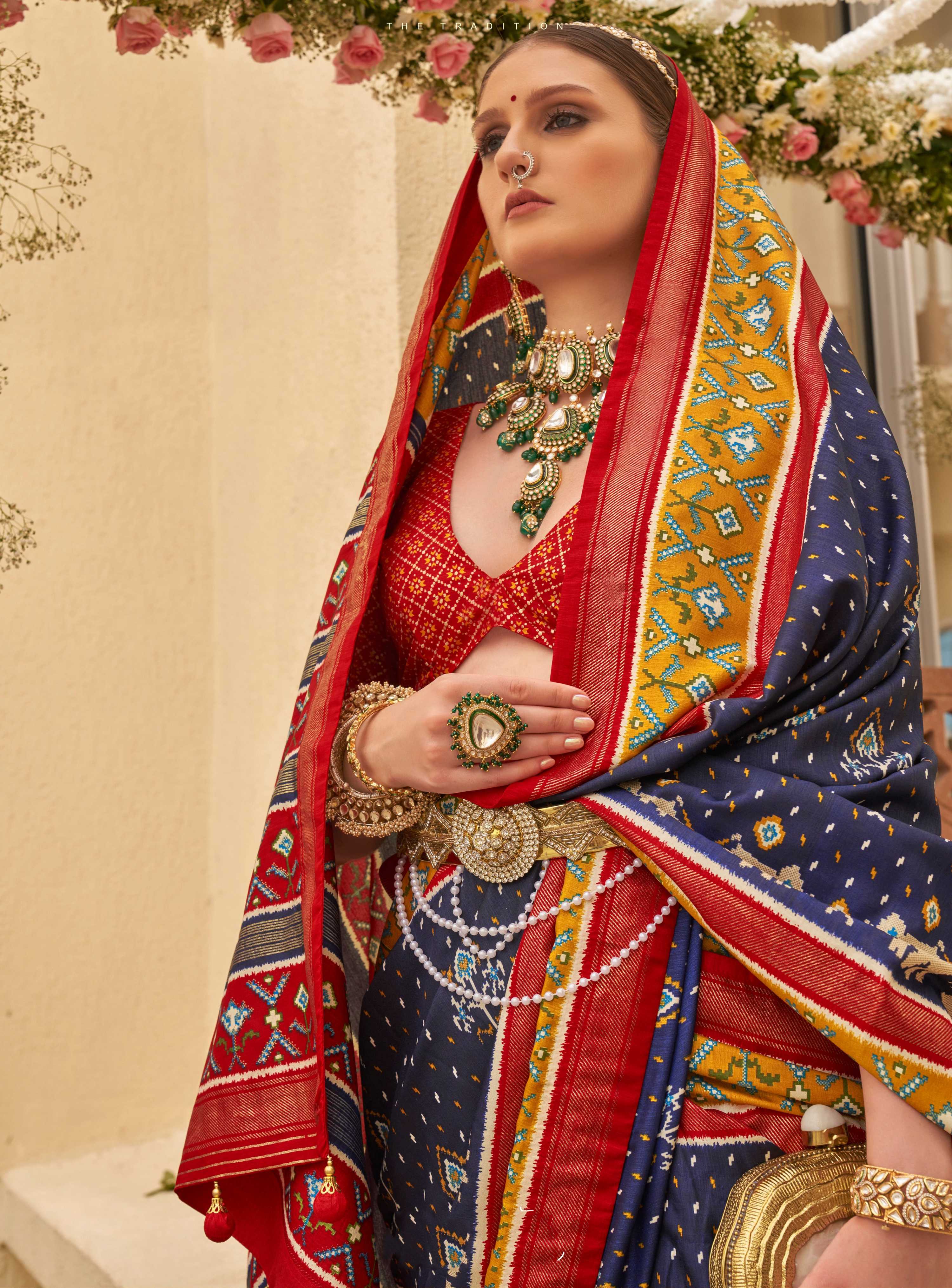 Monjolika Fashion Navy Blue Colour Sigma Silk Patola Printed Saree With Blouse