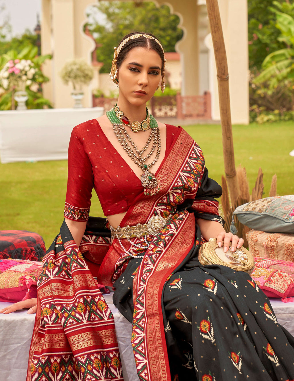 Monjolika Fashion Black Colour Sigma Silk Patola Printed Saree With Blouse
