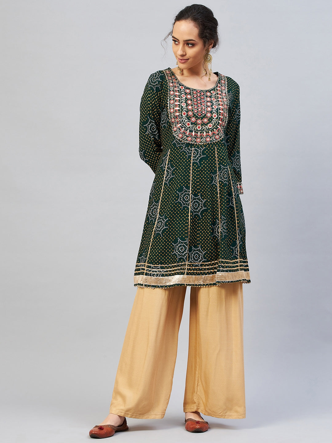 InWeave Women's Green Gota Mirror Work Kurta