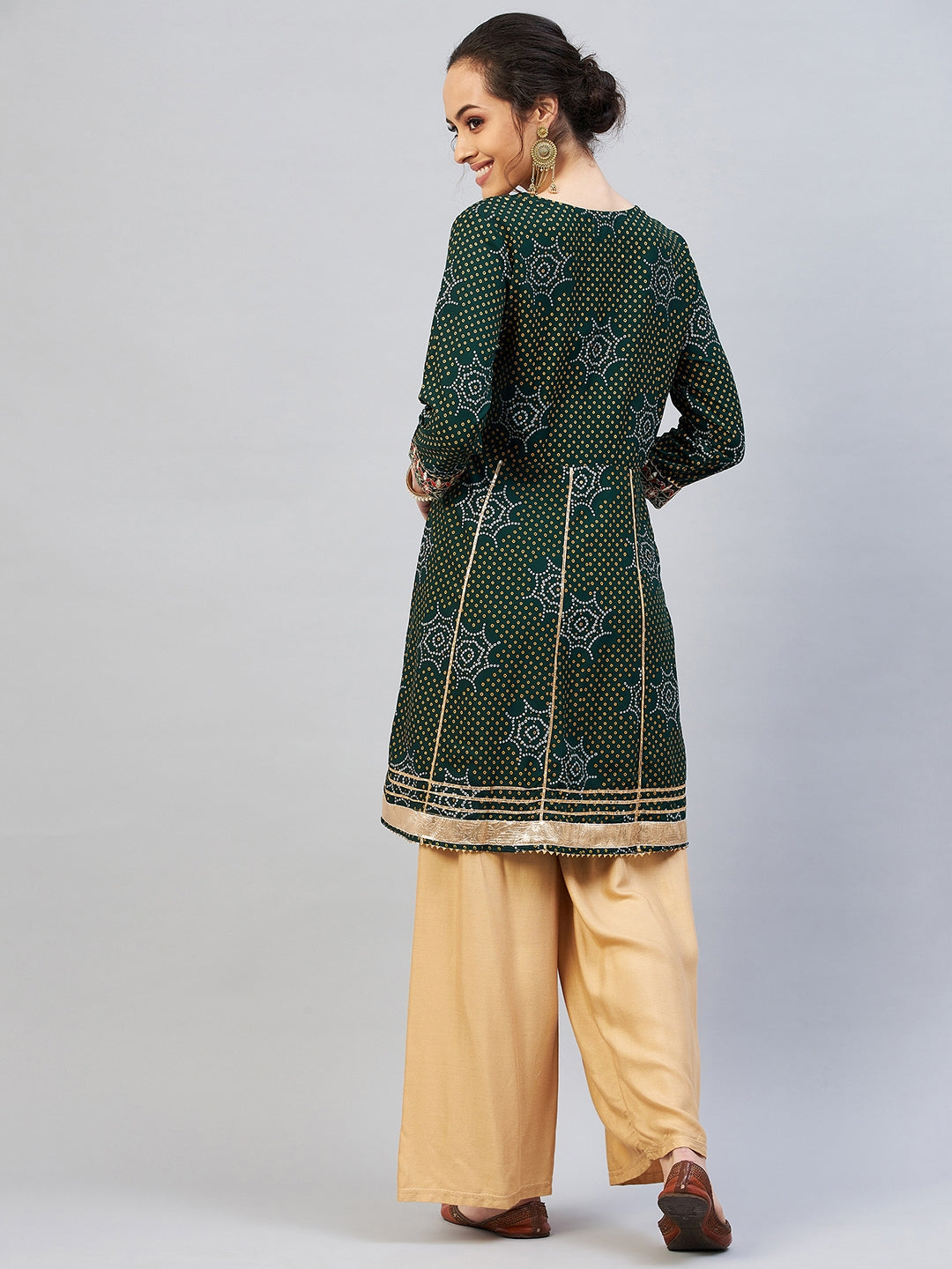 InWeave Women's Green Gota Mirror Work Kurta