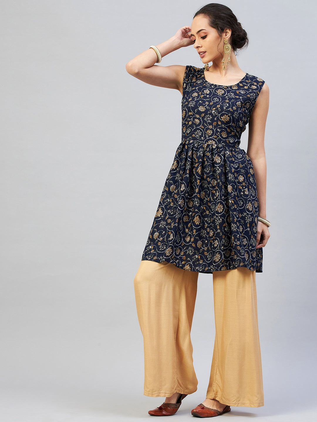 InWeave Women's Blue Silver Gold Printed Kurta