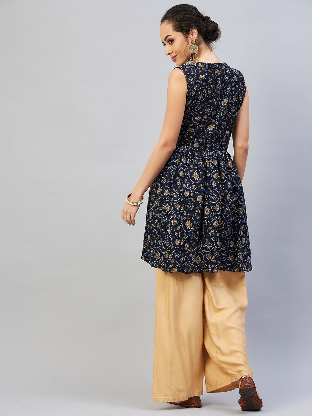 InWeave Women's Blue Silver Gold Printed Kurta