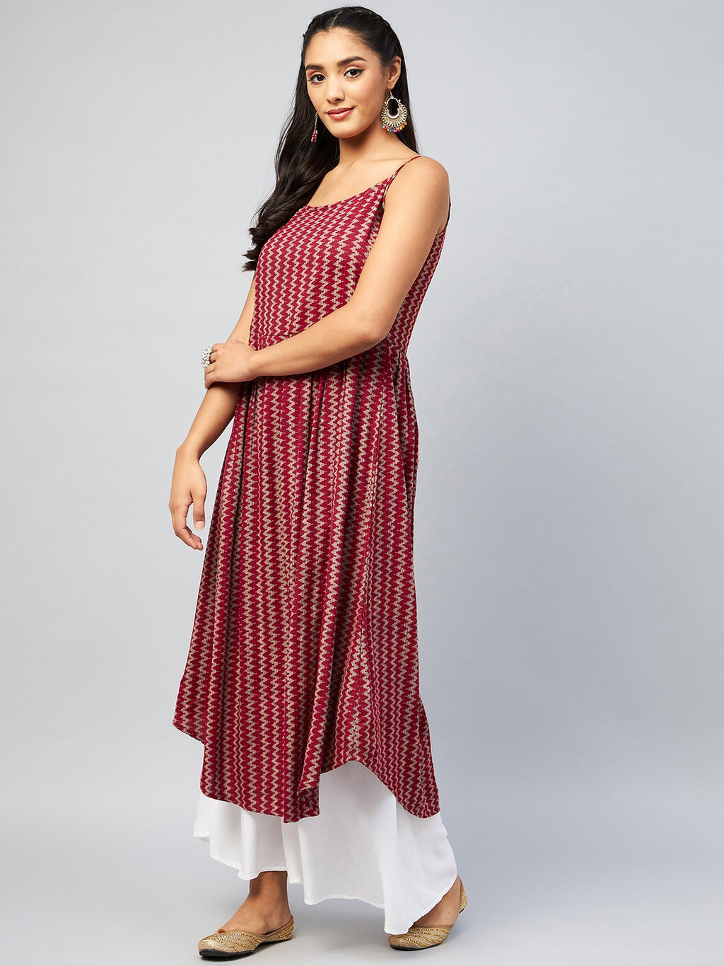InWeave Women's Maroon Zig Zag Print Strappy Kurta