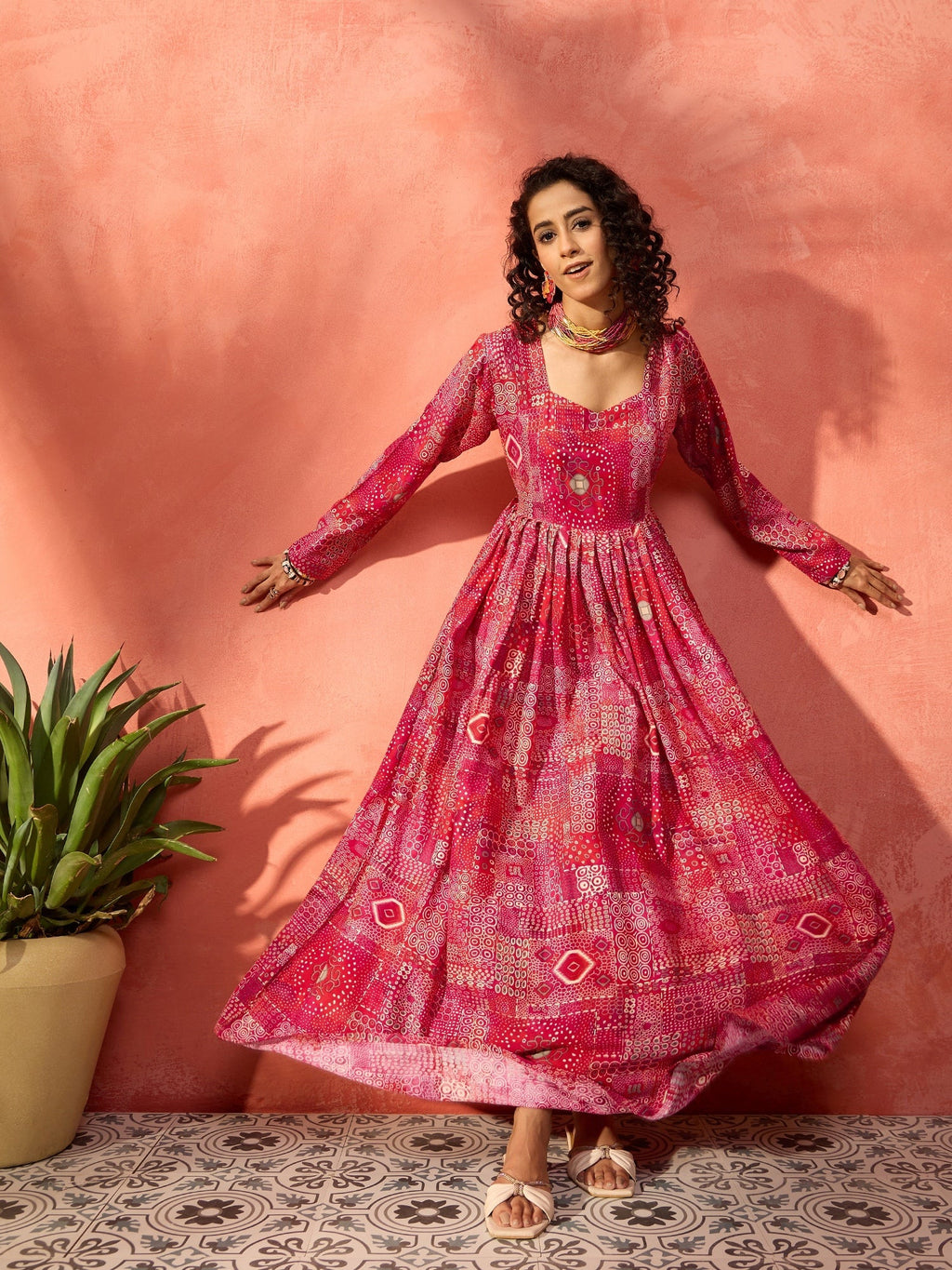 InWeave Fuchsia Sweetheart Neck Anarkali Kurta