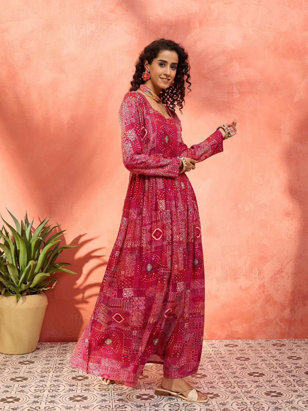 InWeave Fuchsia Sweetheart Neck Anarkali Kurta