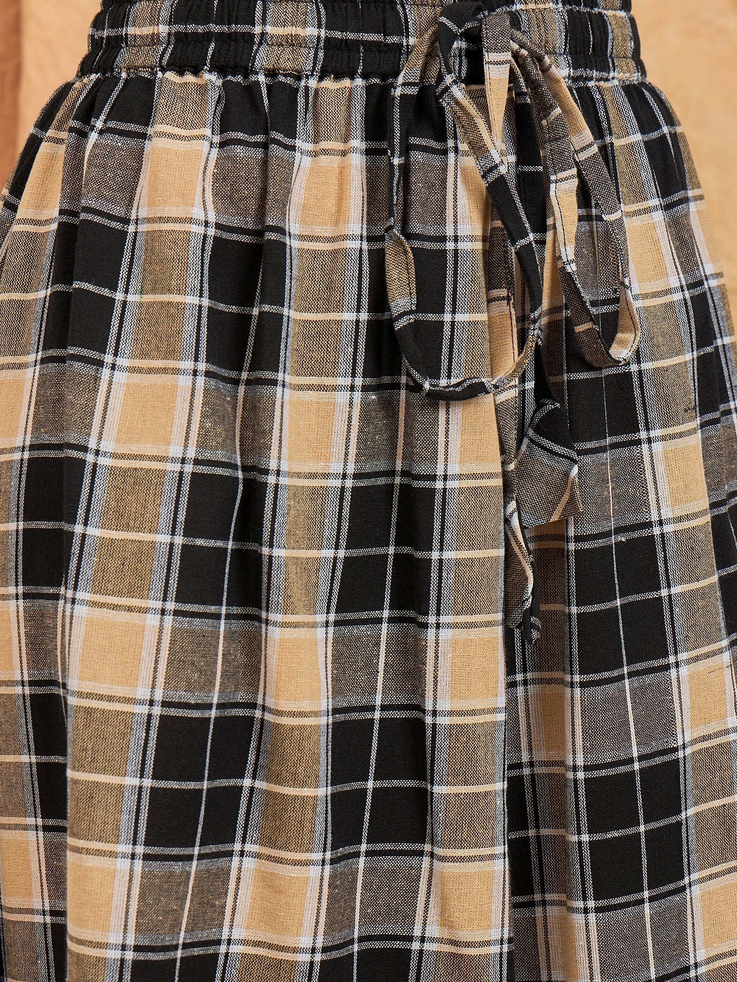 InWeave Black Beige Check Skirt
