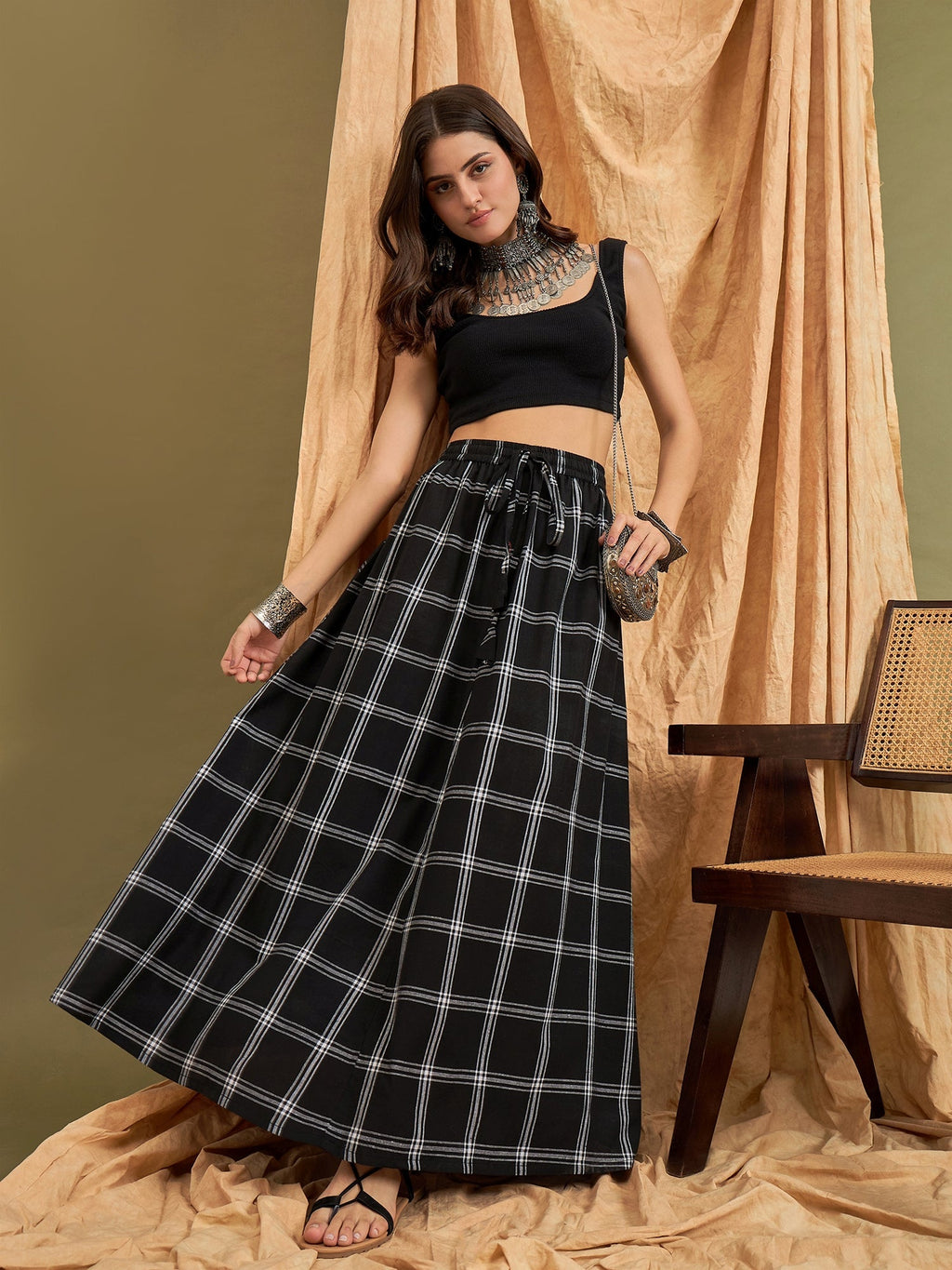 InWeave Black Plaid Check Skirt