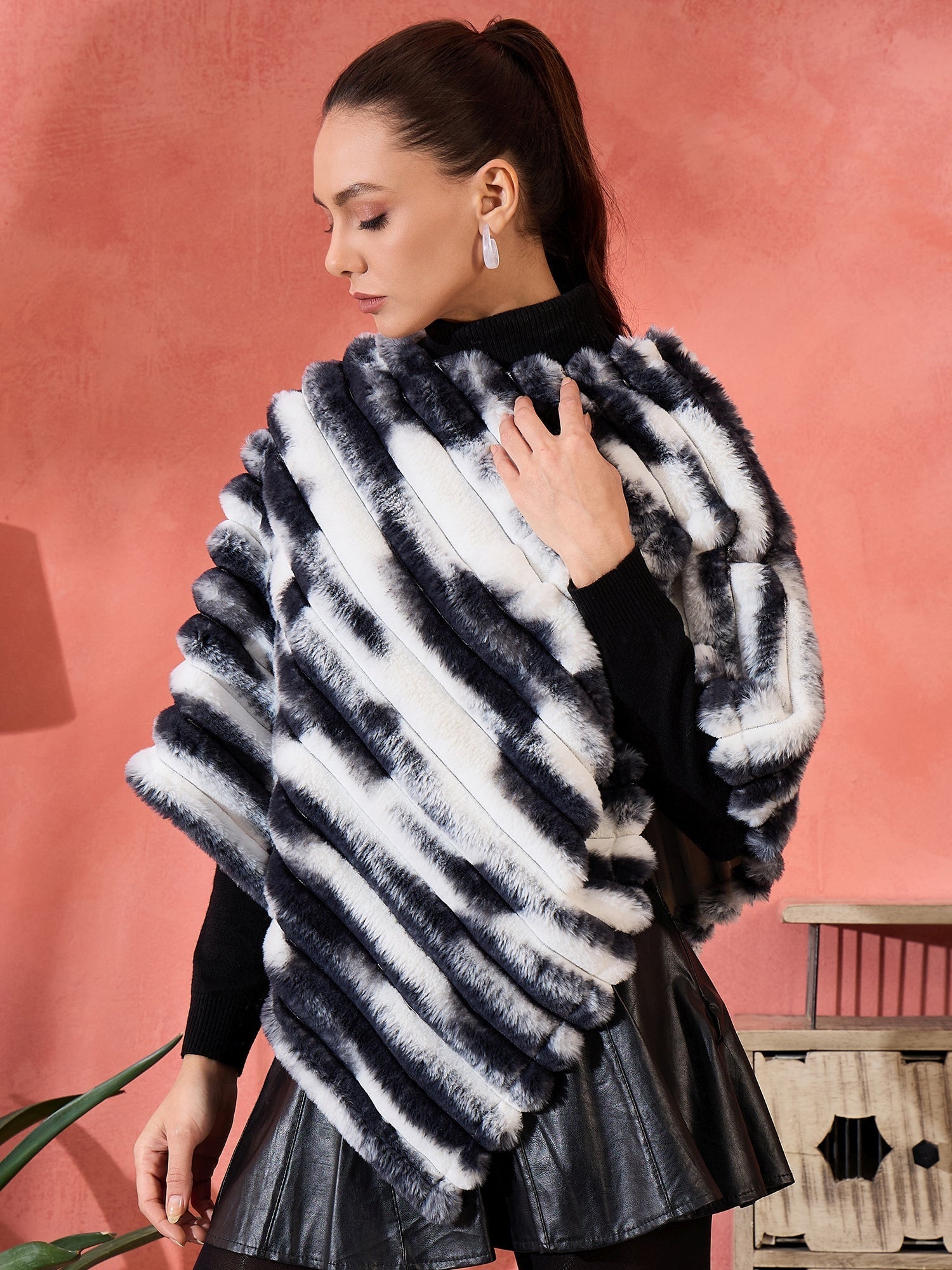 InWeave Black White Dye Rabbit Faux Fur Poncho