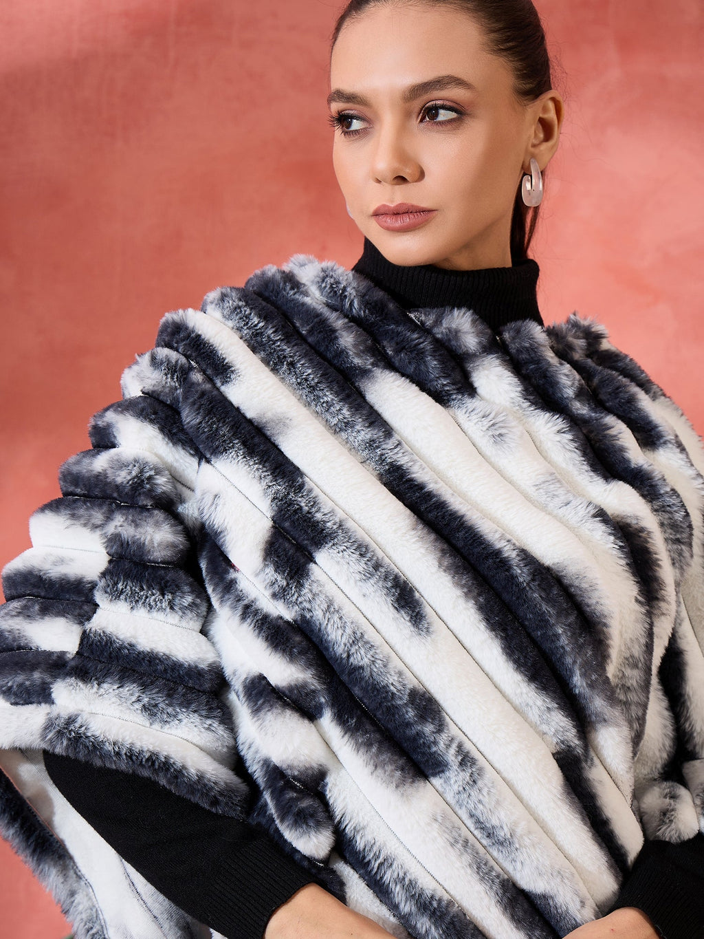 InWeave Black White Dye Rabbit Faux Fur Poncho