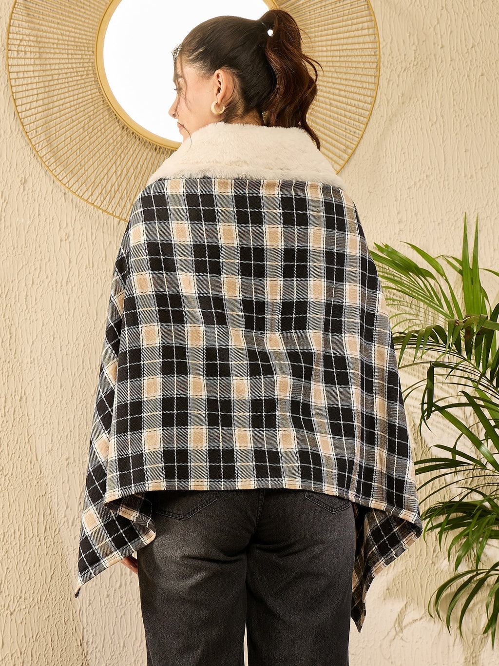 InWeave Black Beige Check Cream Fur Poncho
