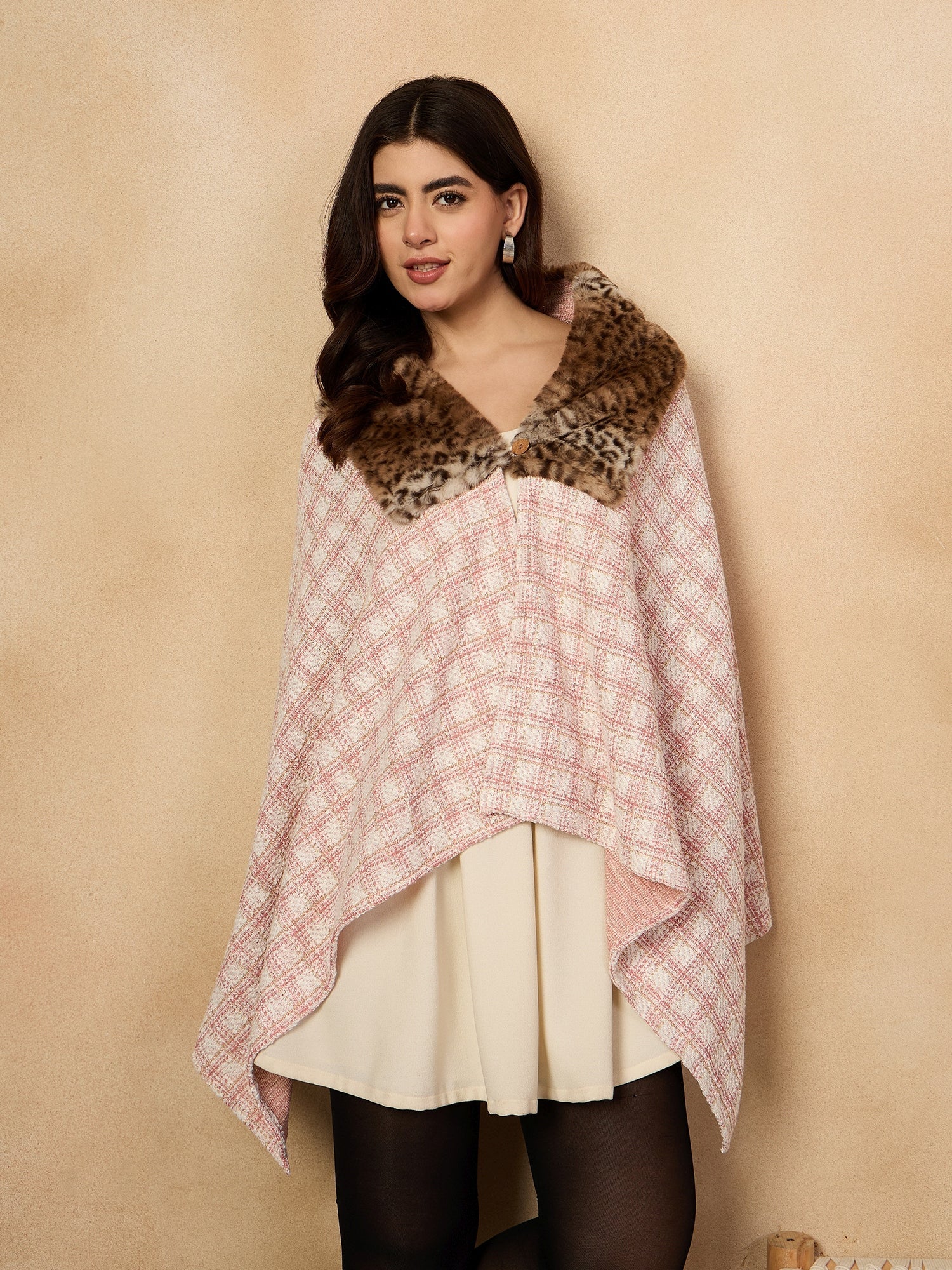 InWeave Peach White Big Check Acrylic Fur Poncho