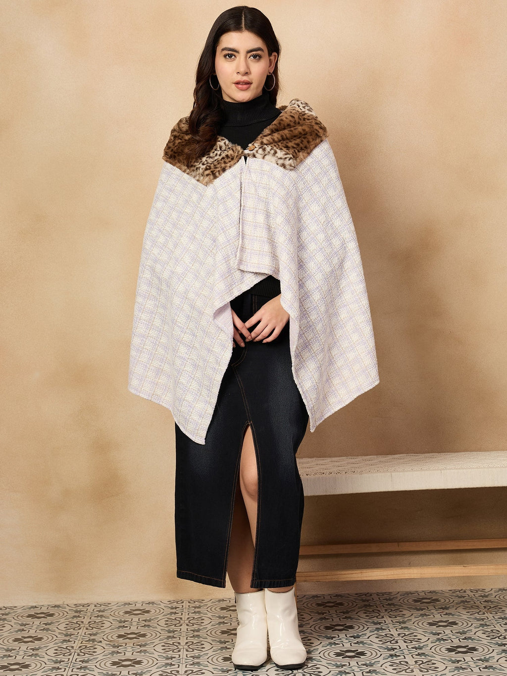InWeave Mauve White Big Check Acrylic Fur Poncho