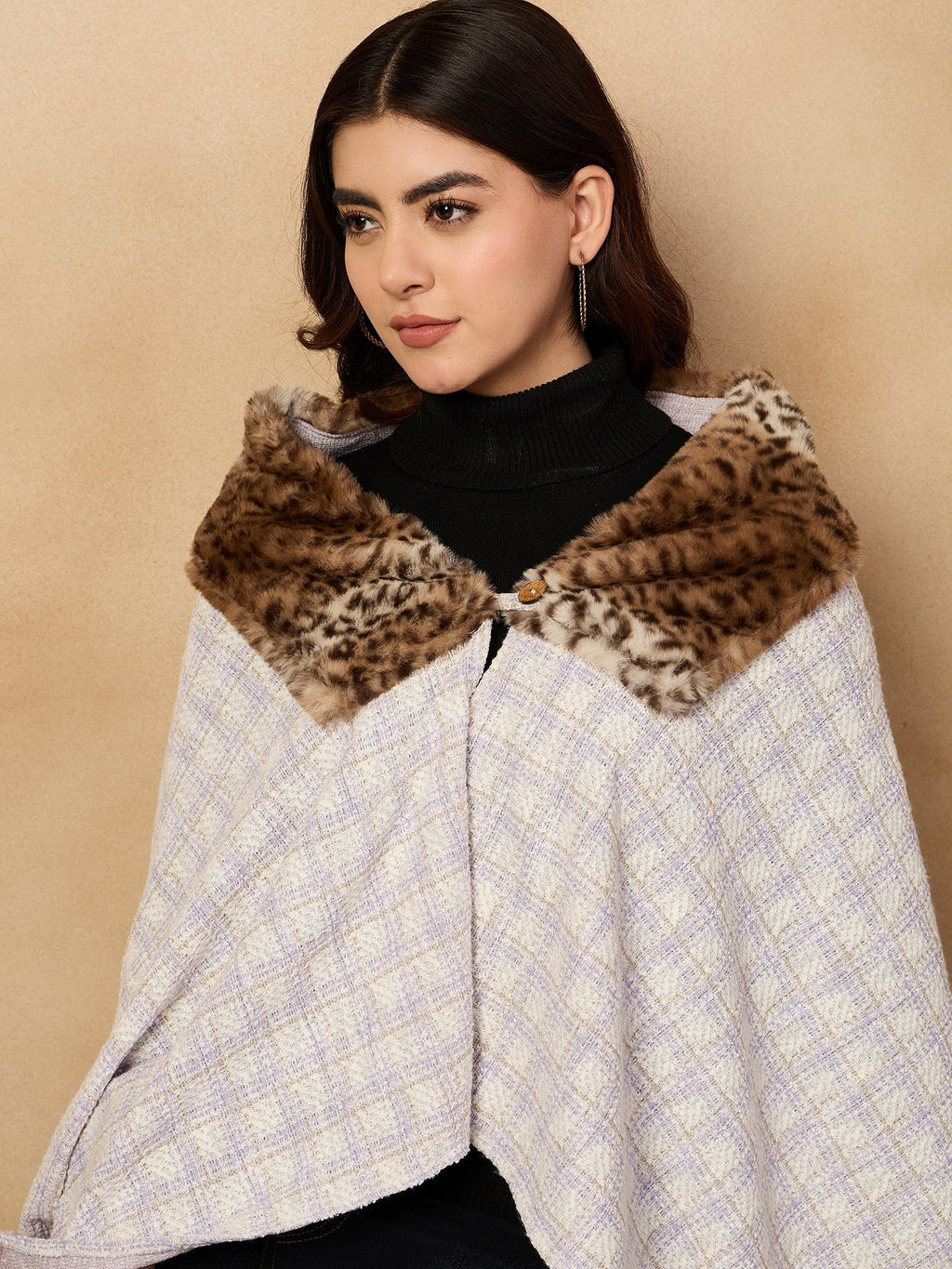 InWeave Mauve White Big Check Acrylic Fur Poncho
