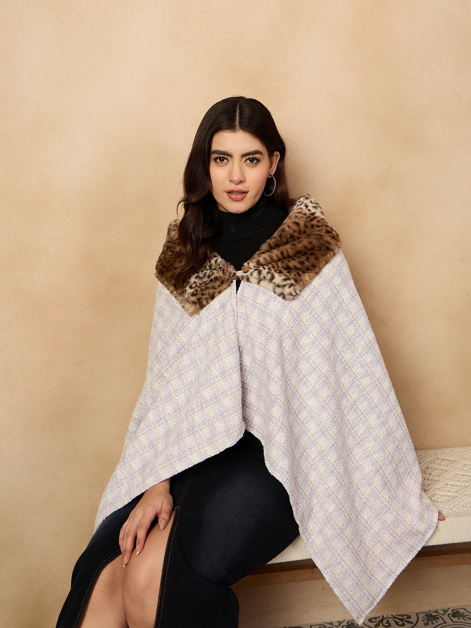 InWeave Mauve White Big Check Acrylic Fur Poncho