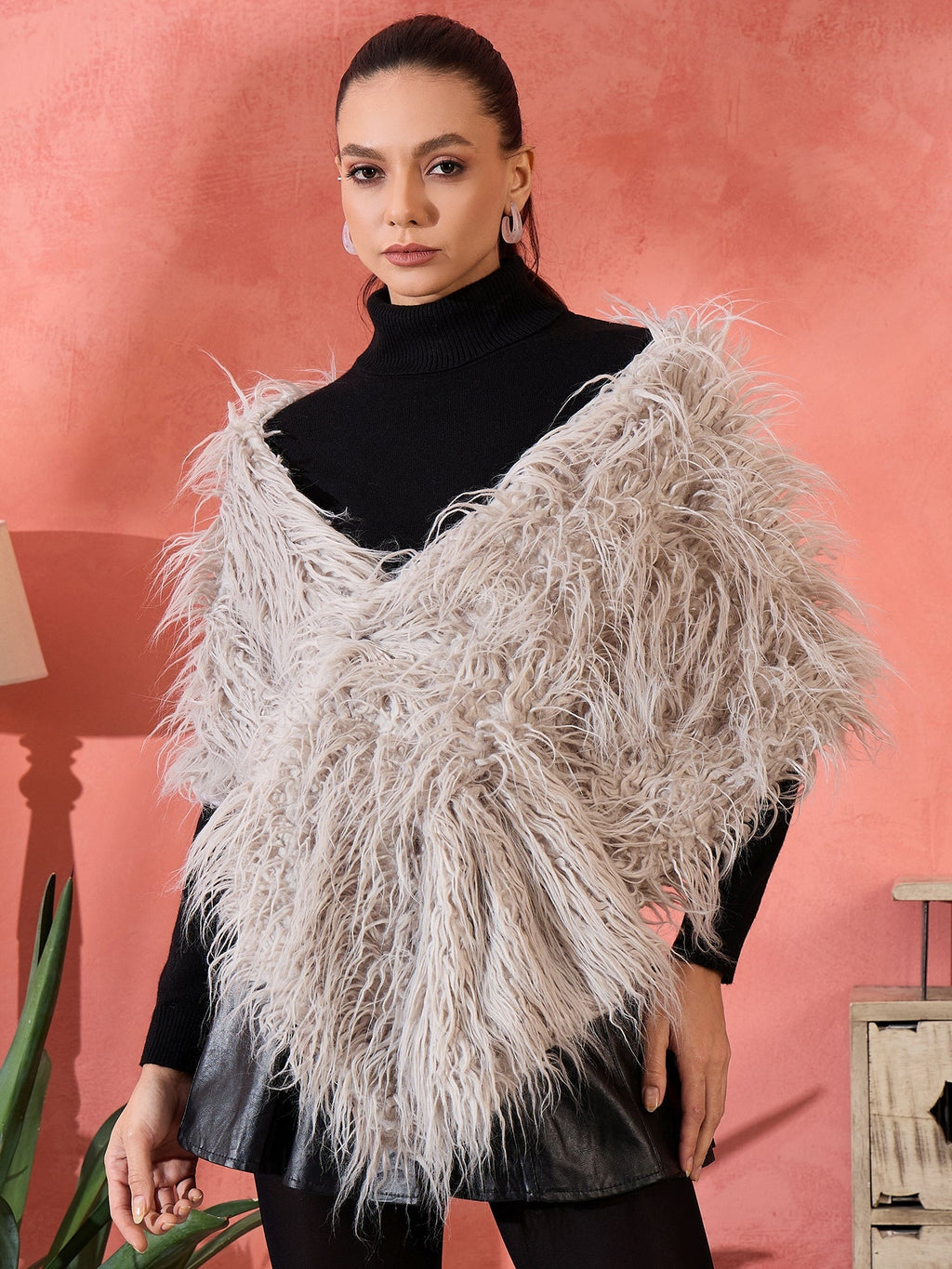 InWeave Light Grey Thread Fur Cape