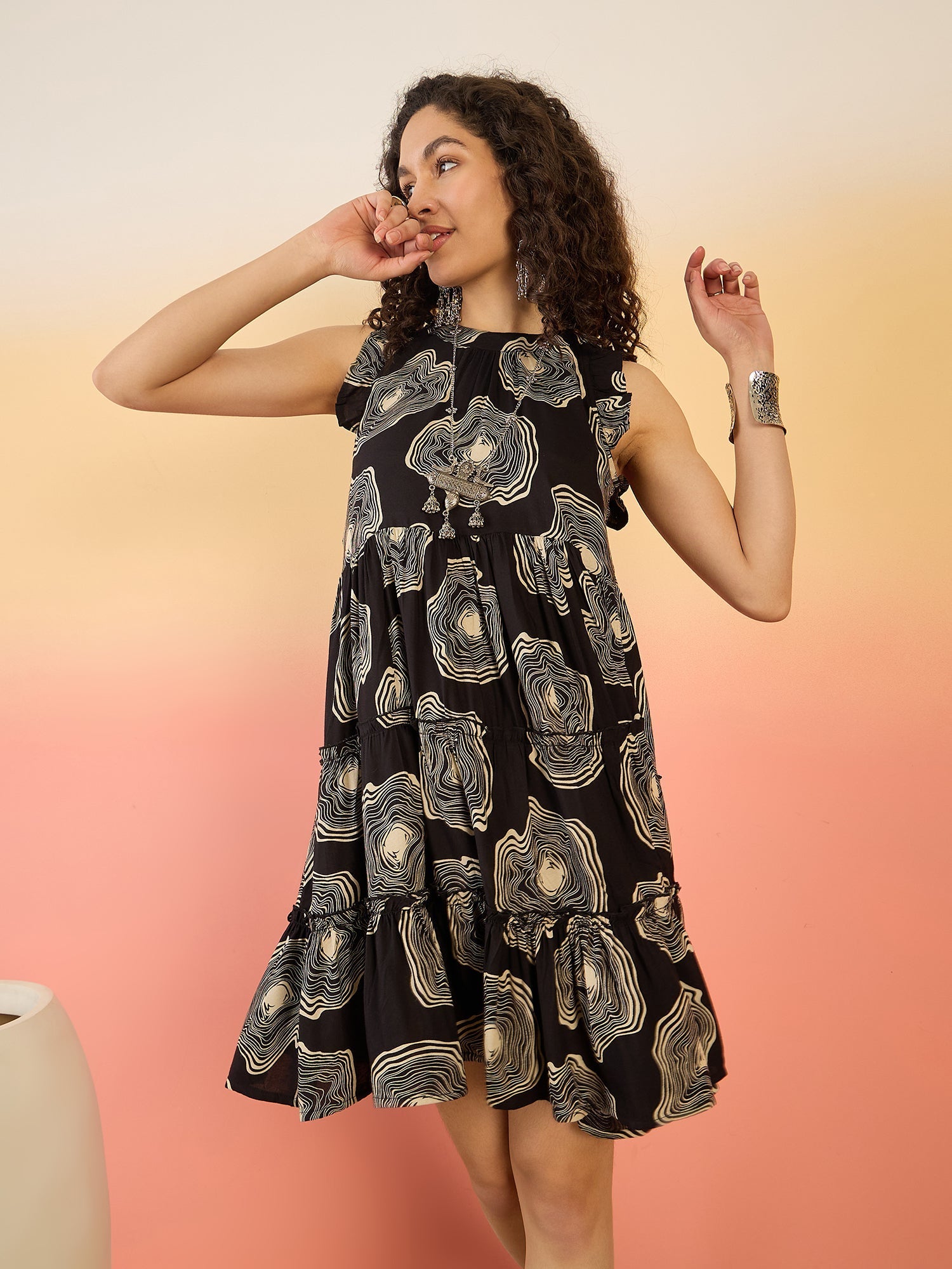 InWeave Black Beige Swril Short Dress