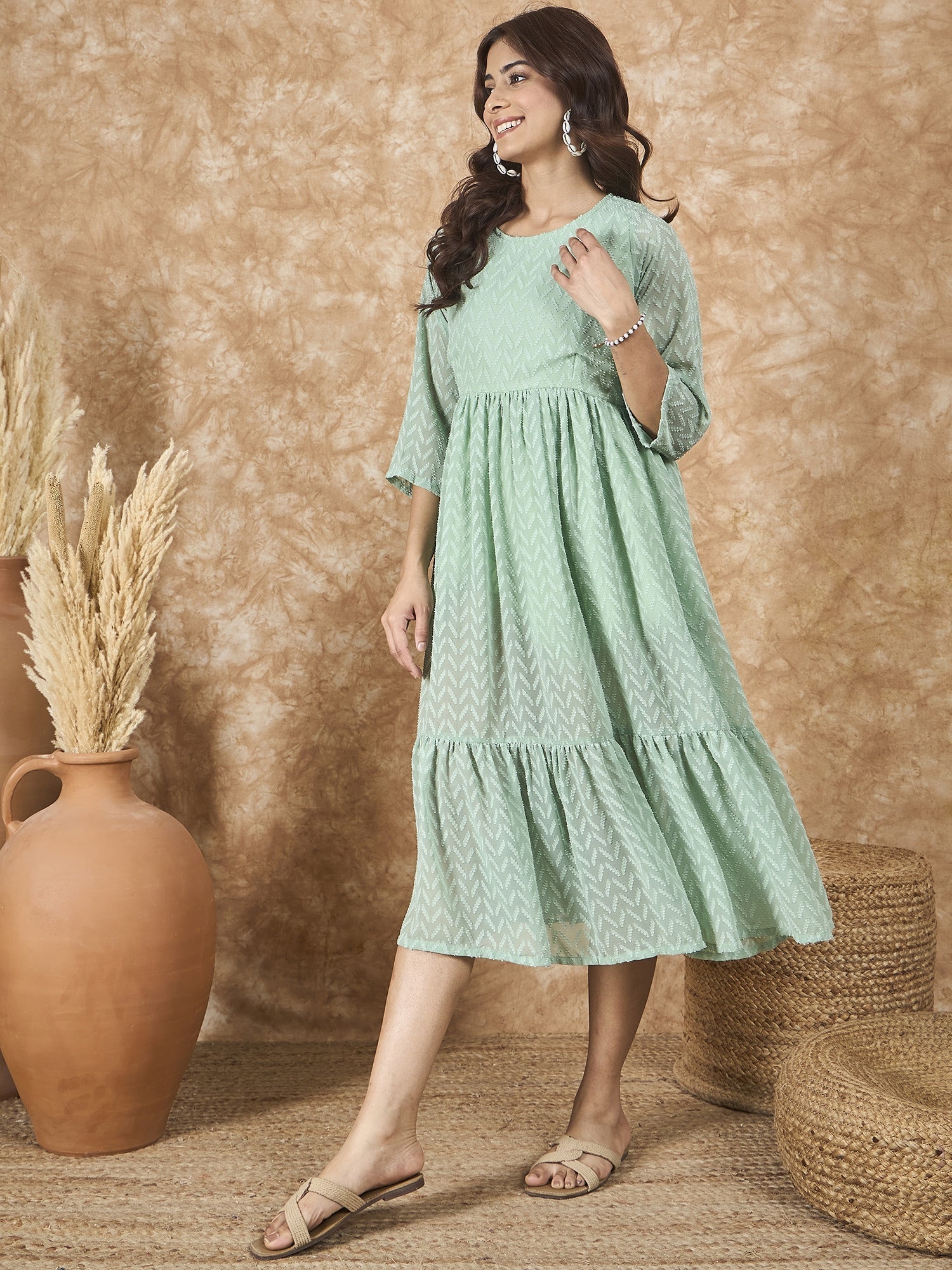 InWeave Mint Green Georgette R Neck Dress