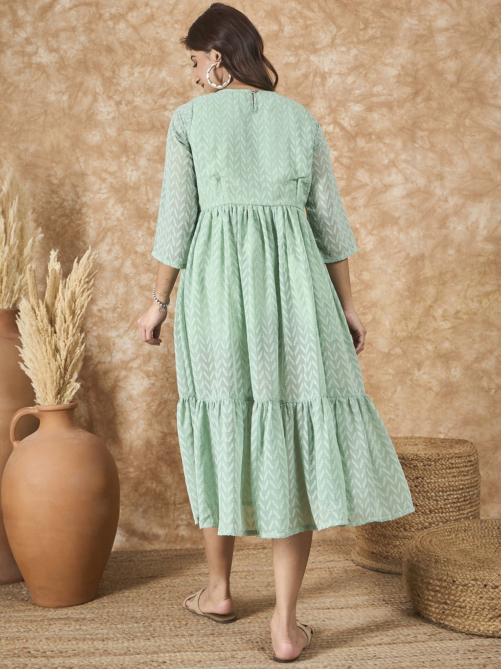 InWeave Mint Green Georgette R Neck Dress