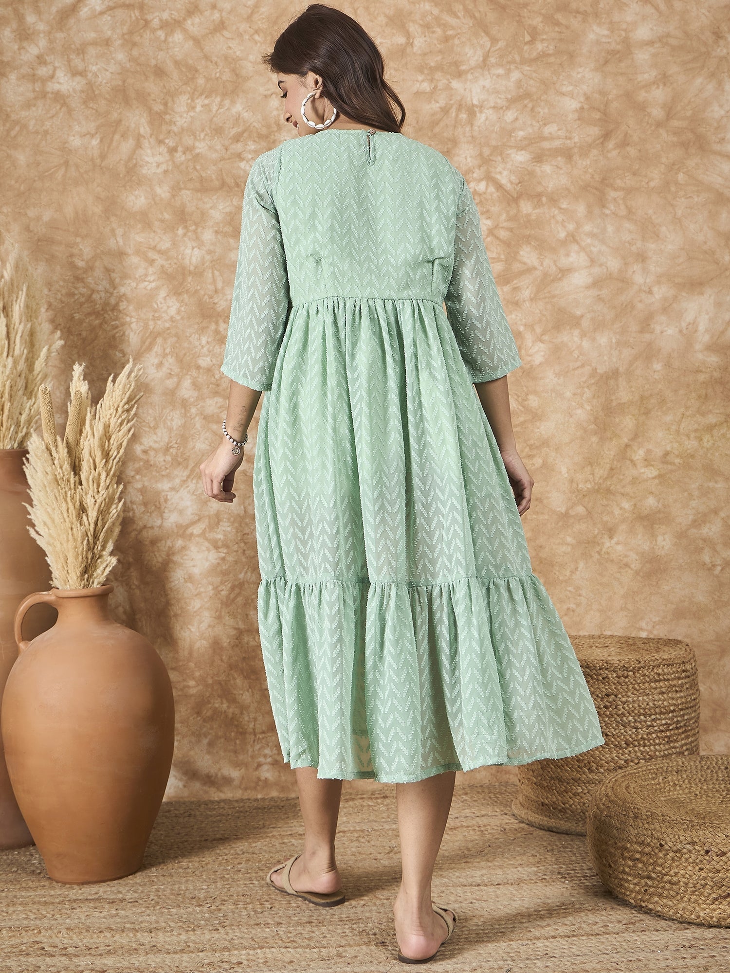 InWeave Mint Green Georgette R Neck Dress
